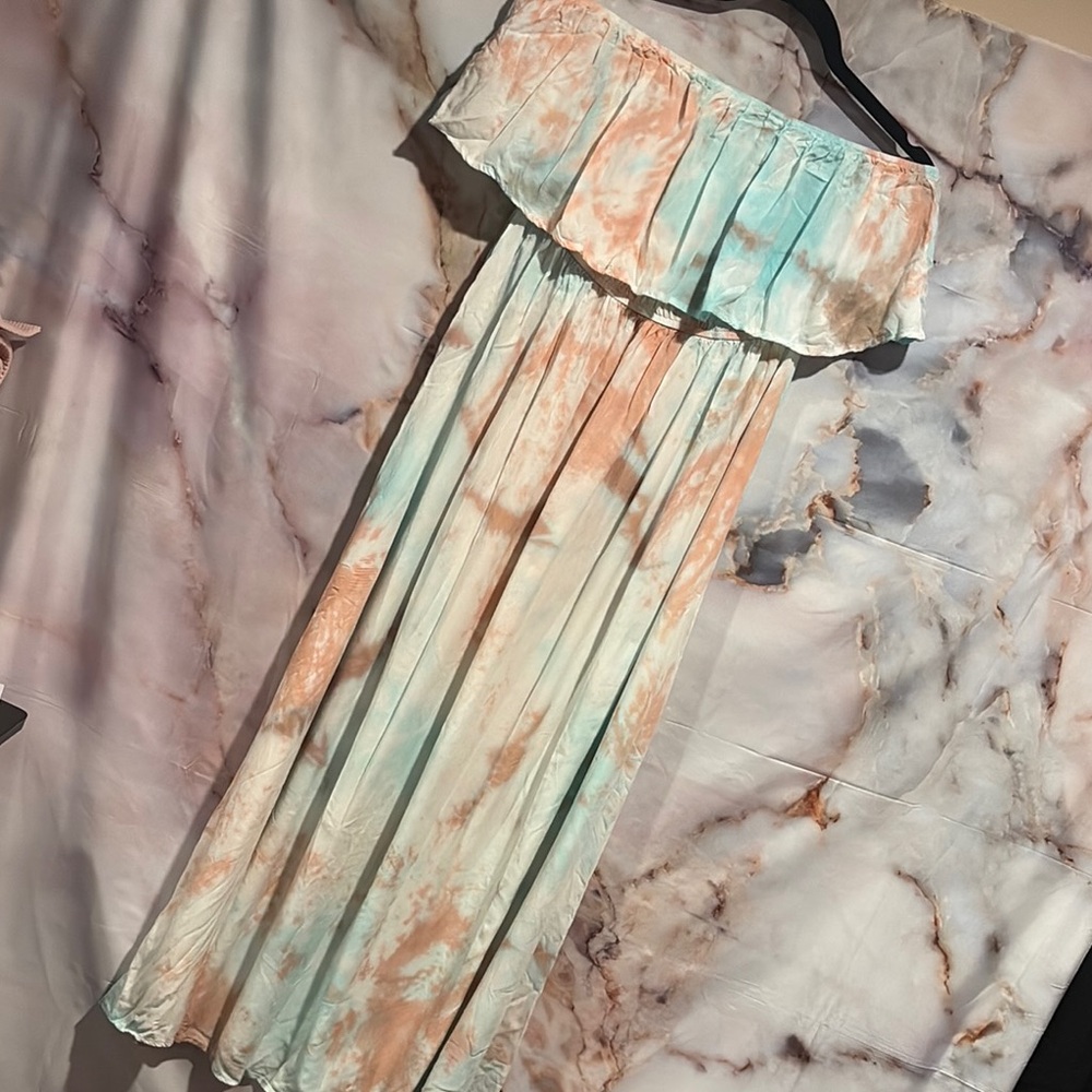 Pastel Strapless Maxi ✨